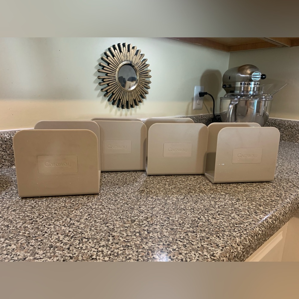 Caraway Home Magnetic Pot/Pan Organizer Holder Storage Set of 4